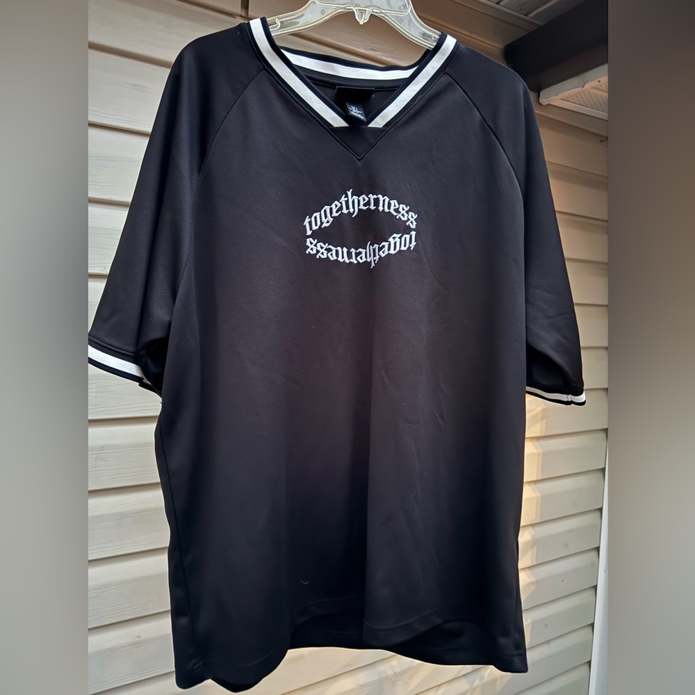 H&M Black and White Men's Jersey